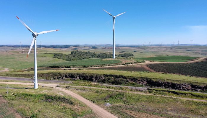 Investimentos públicos e privados ampliam e diversificam matriz energética limpa do Paraná